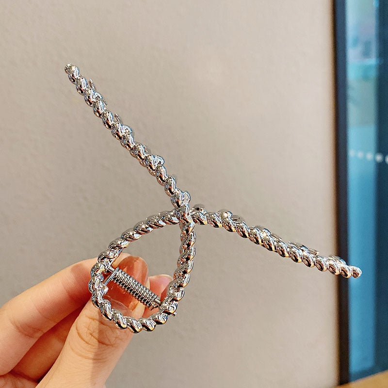 Elegant Hair Claw Clip