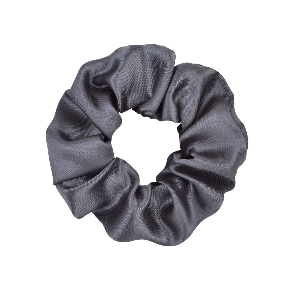 Silk Scrunchie That Won’t Damage Your Hair