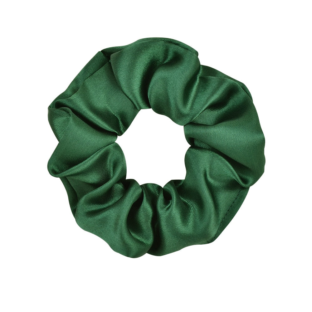 Silk Scrunchie That Won’t Damage Your Hair