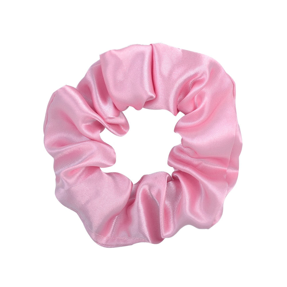 Silk Scrunchie That Won’t Damage Your Hair