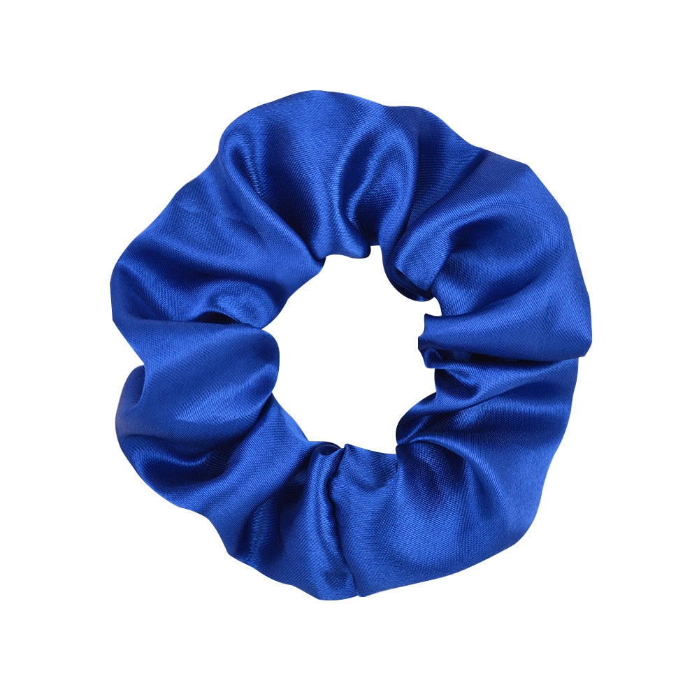 Silk Scrunchie That Won’t Damage Your Hair