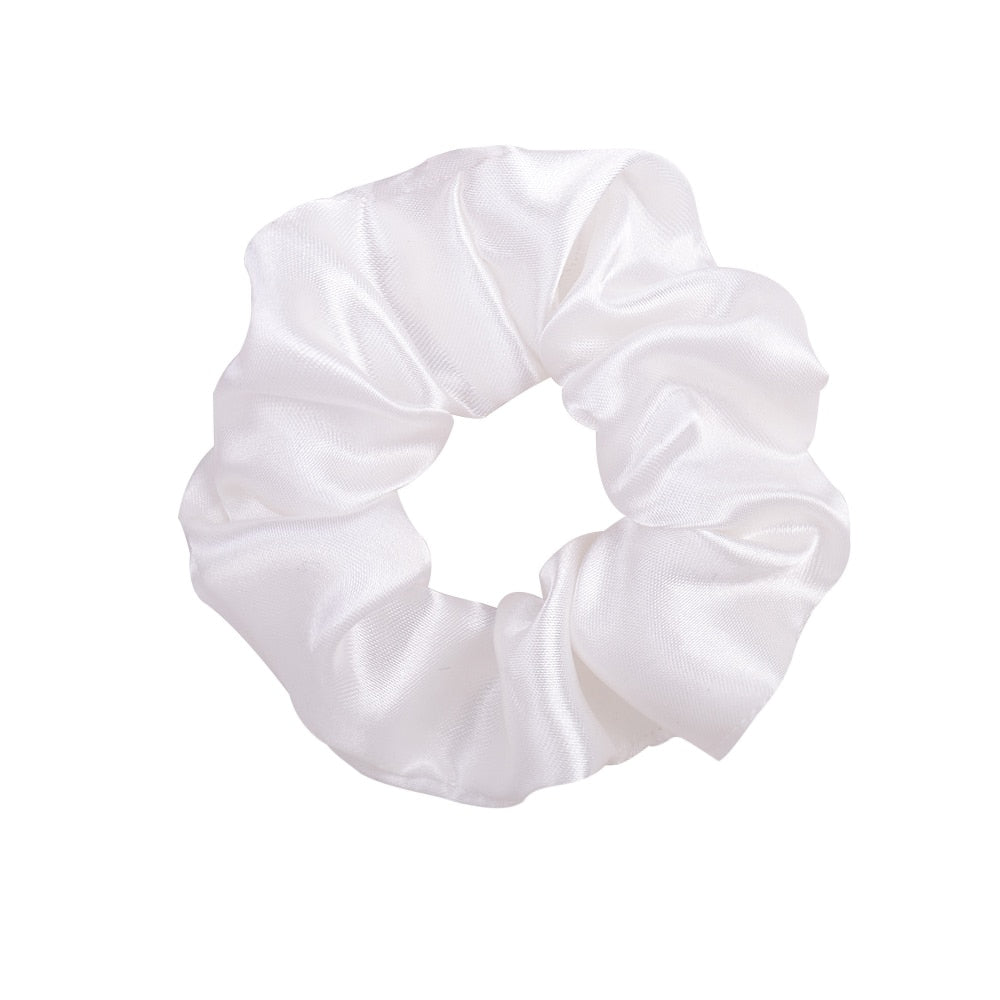 Silk Scrunchie That Won’t Damage Your Hair