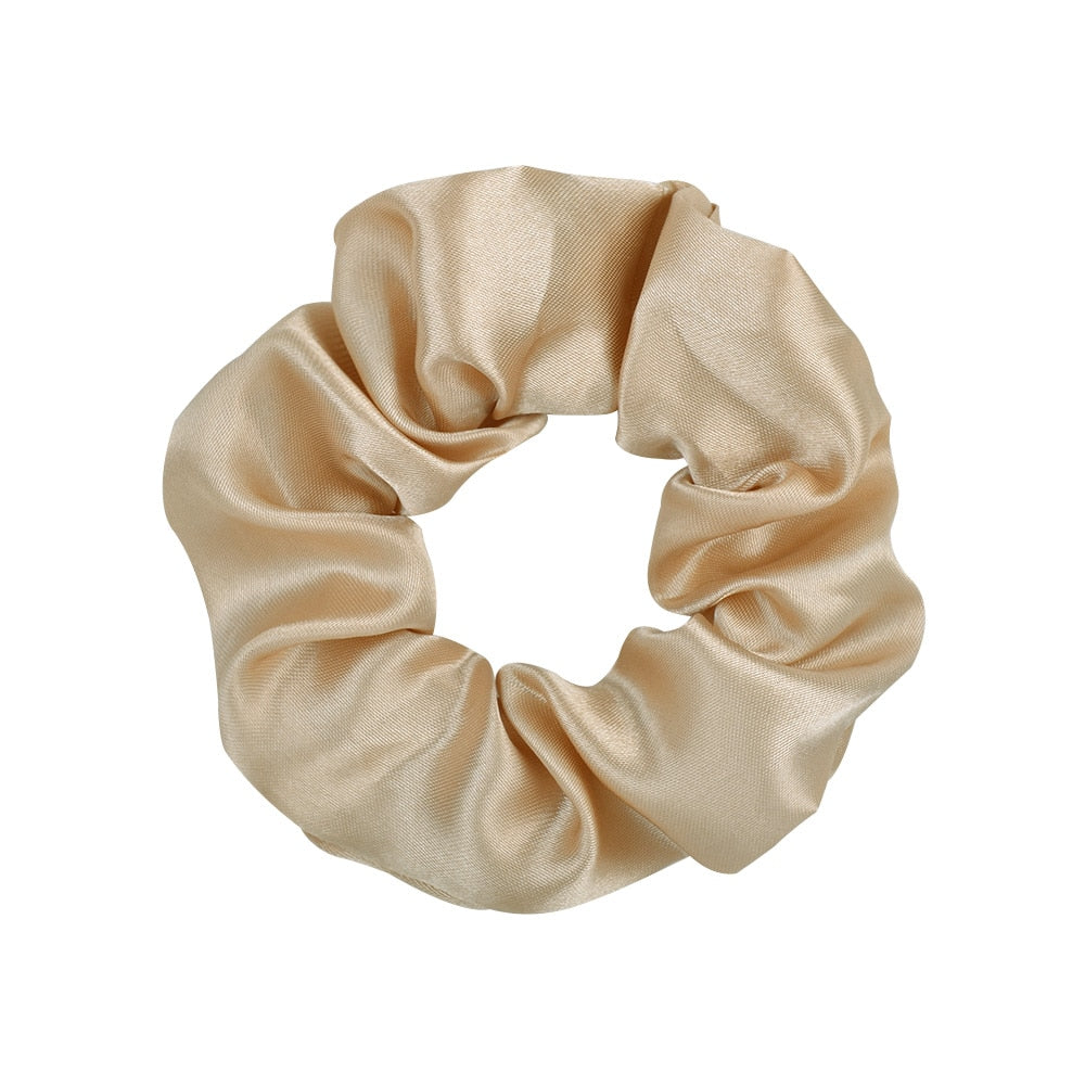 Silk Scrunchie That Won’t Damage Your Hair