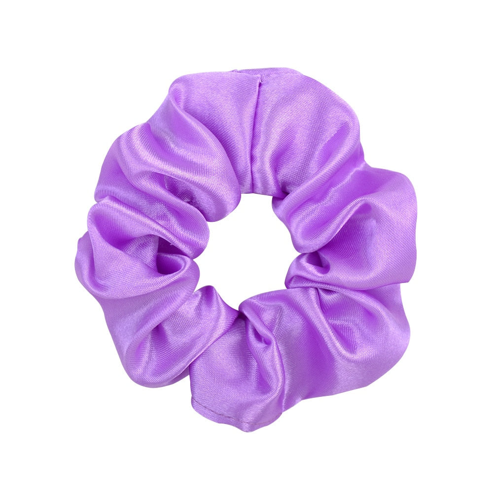 Silk Scrunchie That Won’t Damage Your Hair