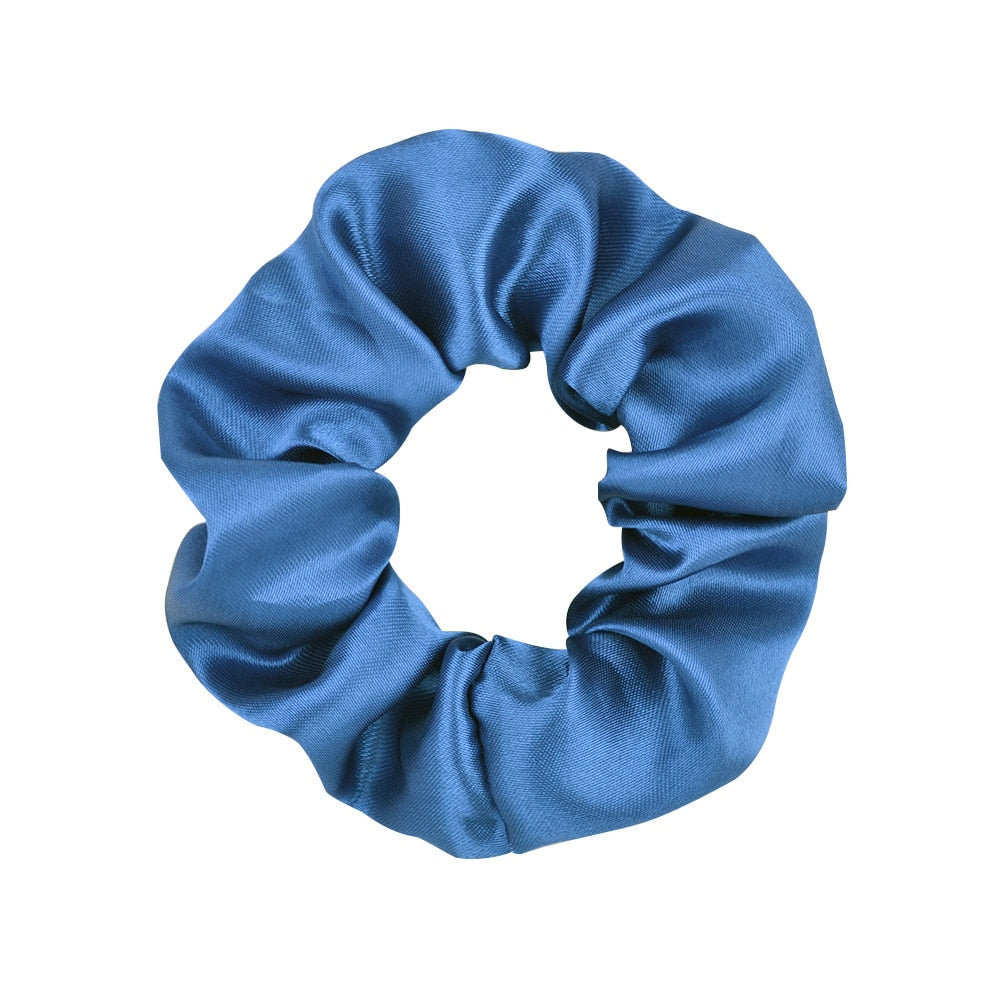 Silk Scrunchie That Won’t Damage Your Hair