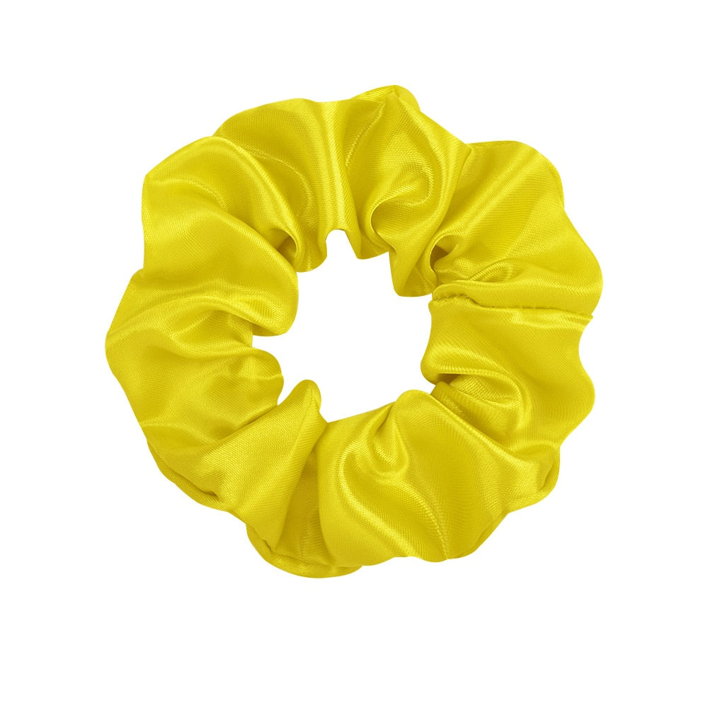 Silk Scrunchie That Won’t Damage Your Hair