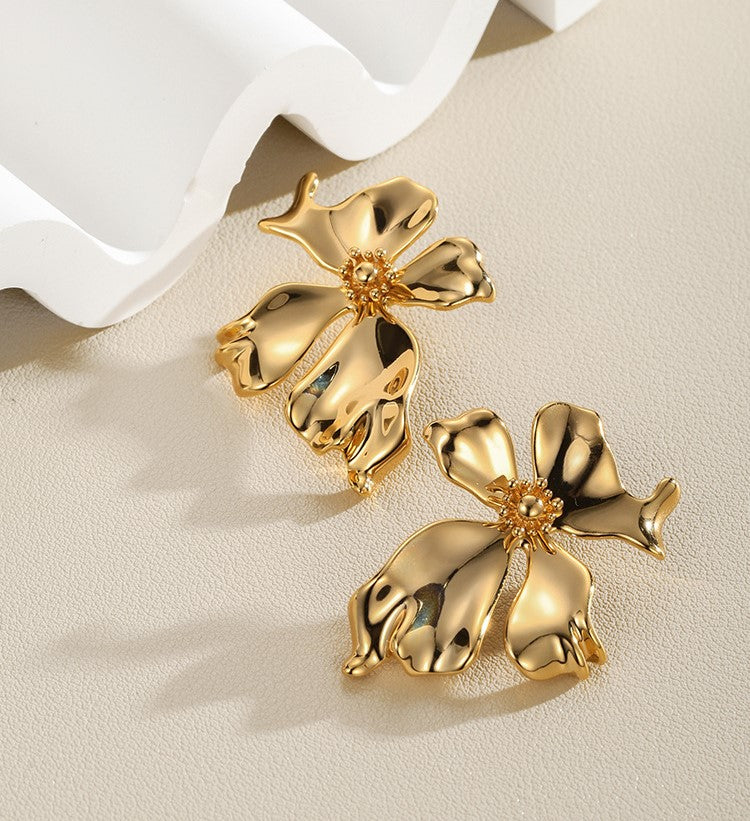 Chic Blossom Earrings